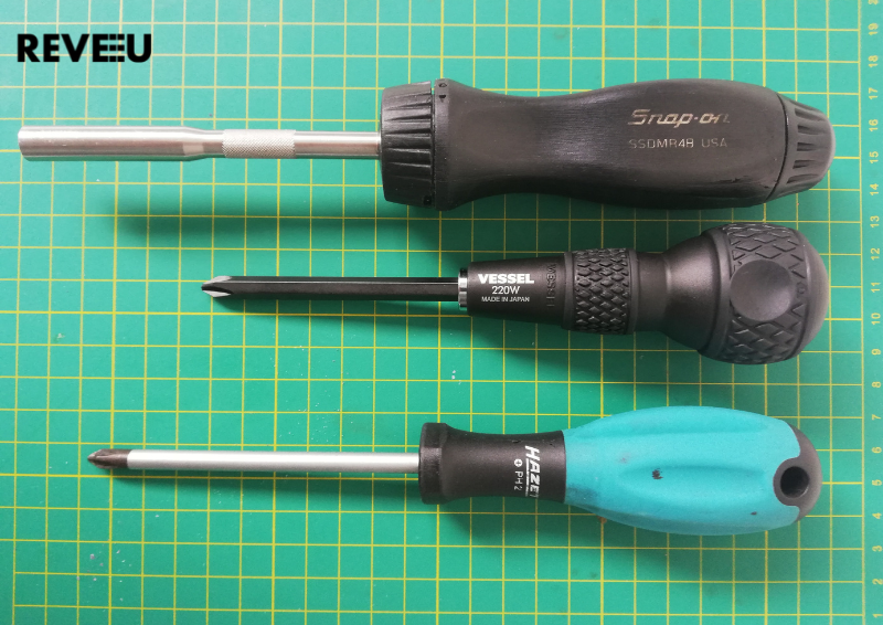 VESSEL BALL GRIP  220W-3 (middle) compare to Snap-on Ratcheting Screwdriver SSDMR4B (top) and Hazet Hazet 810SPC Phillips #2